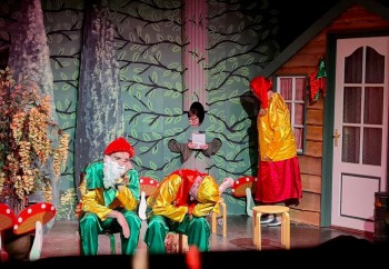 Kindertoneel Kindertoneel